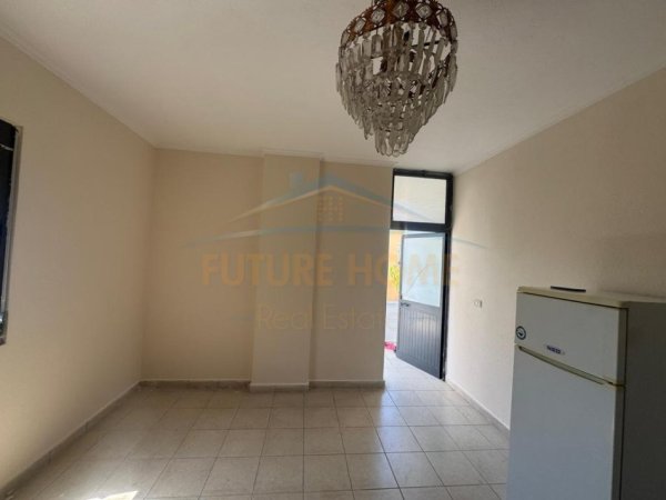 Durres, shitet apartament 1+1+Ballkon Kati 4, 60 m² 63.000 € (SHKEMBI I KAVAJES)