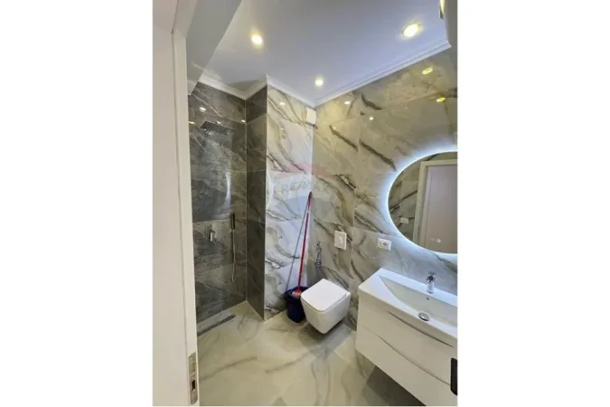 Tirane, shitet apartament 1+1+Aneks+Ballkon Kati 3, 60 m² 93.000 € (Astir)