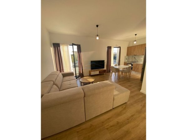 Tirane, jepet me qera apartament 2+1 Kati 2, 86 m² 450 € (Rruga Halit Haxhija, Tiranë.)