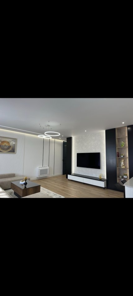 Tirane, shitet apartament 3+1+Aneks+Ballkon Kati 8, 156 m² 312.000 € (Kompleksi Erli Porcelan)