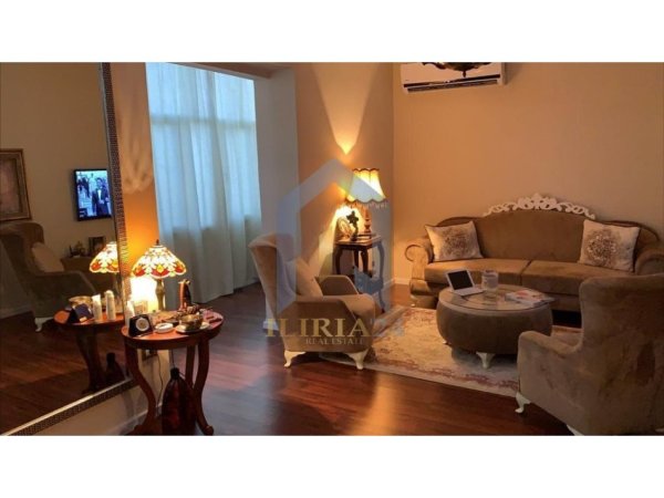 Tirane, shes 2+1 Kati 2, 110 m² 248.000 € (&quot;Ambasada Amerikane&quot;)
