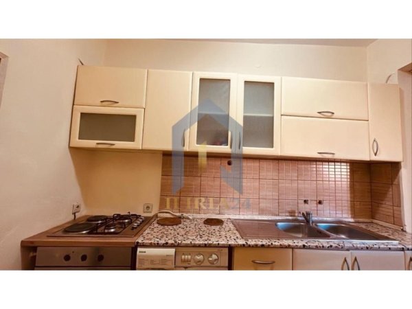 Tirane, shes 2+1 Kati 2, 110 m² 248.000 € (&quot;Ambasada Amerikane&quot;)