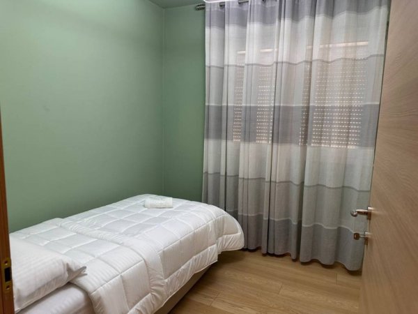 Tirane, shitet apartament 2+1+Ballkon Kati 6, 80 m² 182.000 € (DON BOSKO)