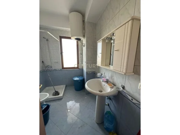 Durres Plazh, shitet 1+1 Kati 8, 57 m² 85.000 € (Plazh Durres)