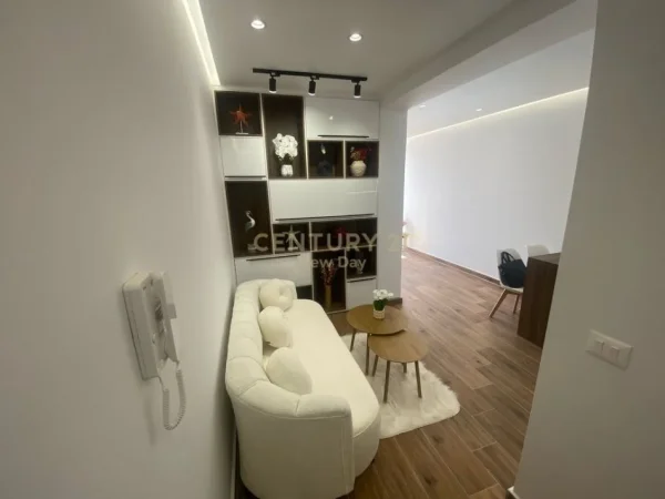 Durres Plazh, shitet apartament 1+1 Kati 1, 56 m² 77.000 € (Plazh Rrota e kuqe)