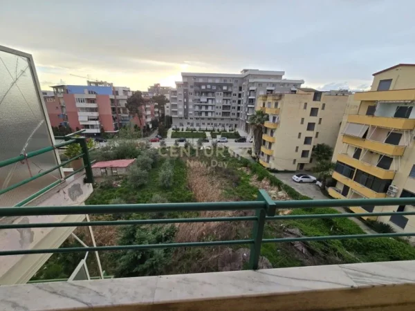 Durres, shitet apartament 1+1 Kati 4, 60 m² 78.000 € (Golem.)