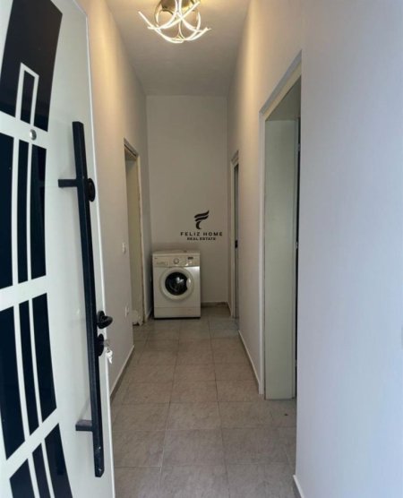 Tirane, jepet me qera apartament 1+1+Ballkon Kati 1, 60 m² 450 € (RRUGA E KOSOVAREVE)