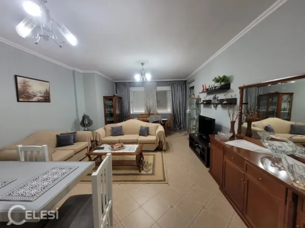 Tirane, shitet apartament 2+1 Kati 2, 99 m² 135.000 € (SUPER APARTAMENT 2+1 I MOBILUAR NË ASTIR 135,000 EURO! )
