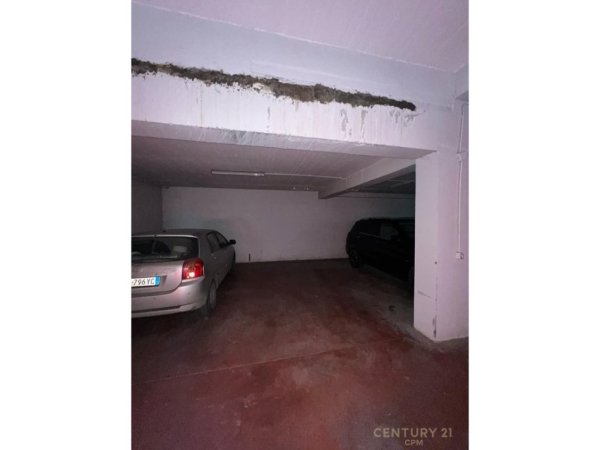 Tirane, jepet me qera apartament 1+1 me post parkimi  Kati 5, 60 m² 500 € (Rruga Shkolla Cajupi)