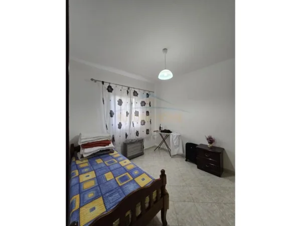 Shitet, Apartament 2+1, ish Fusha e Aviacionit, Tiranë