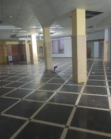 Tirane, shitet ambjent biznesi Kati 2, 996 m² 1.600.000 € (RRUGA E ELBASANIT)