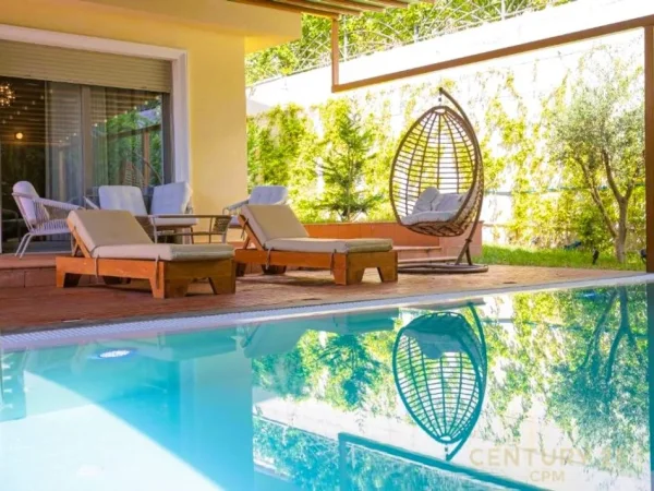 Tirane, shitet Vile 2+1 , 380 m² 820.000 € (PORTA E GJELBER , RRUGA E ELBASANIT)