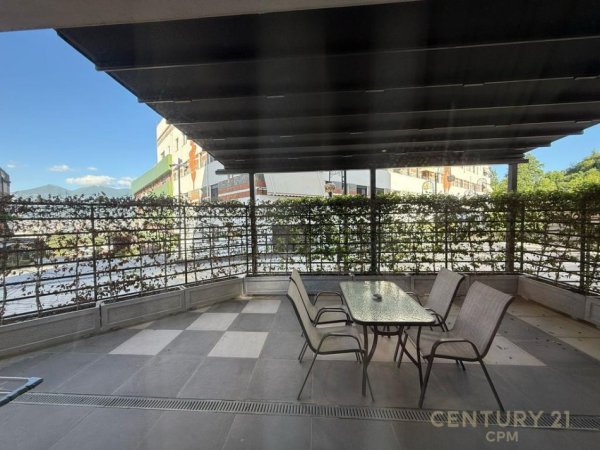 Tirane, jepet me qera apartament 1+1 , 70 m² 500 € (Rezidenca Kodra e Diellit 2)