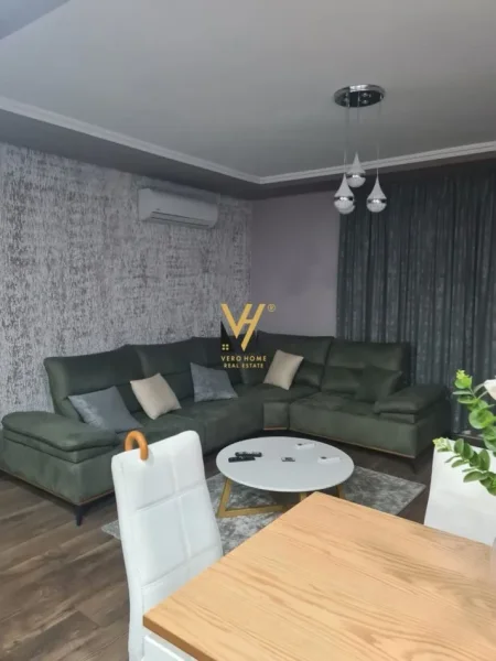 Tirane, shitet apartament 2+1+Ballkon Kati 4, 105 m² 199.500 € (VASIL SHANTO)