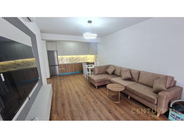 Tirane, jepet me qera apartament 1+1 Kati 4, 75 m² 650 € (KODRA E DIELLIT 2)