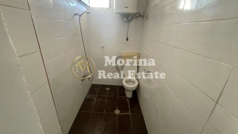 Tirane, jepet me qera apartament 2+1 Kati 2, 65 m² 350 € (Porcelan)
