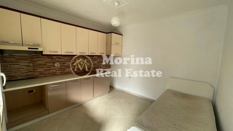 Tirane, jepet me qera apartament 2+1 Kati 2, 65 m² 350 € (Porcelan)