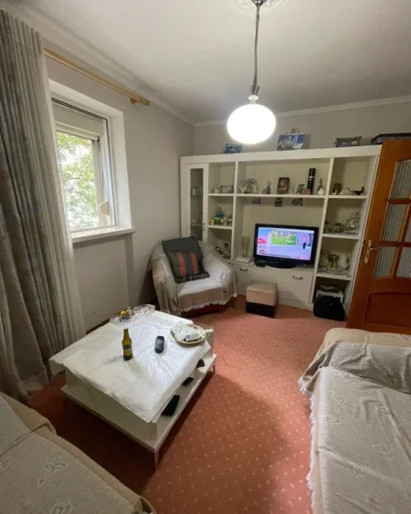 Tirane, shes apartament 3+1+Aneks+Ballkon Kati 3, 93 m² 180.000 € (Te mozaiku i Tiranes)