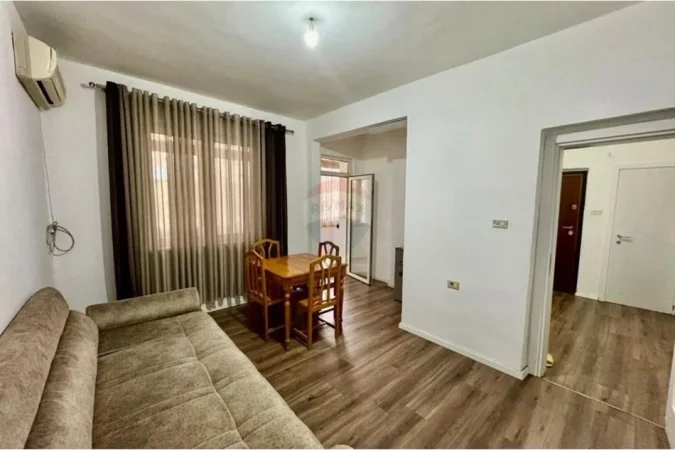 Tirane, shitet apartament 2+1 Kati 2, 70 m² 128.000 € (ish tregu elektrik)
