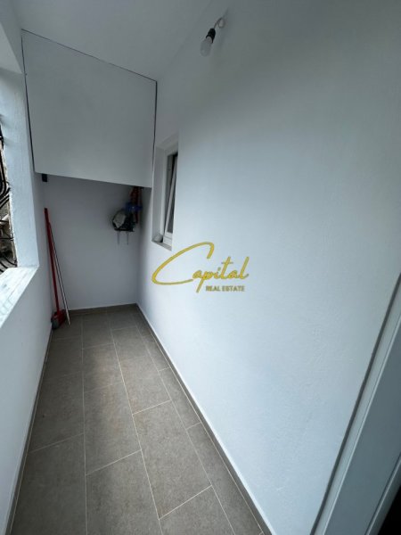 Tirane, shitet apartament 1+1+Ballkon Kati 2, 122.000 € (RRUGA IRFAN TOMINI)