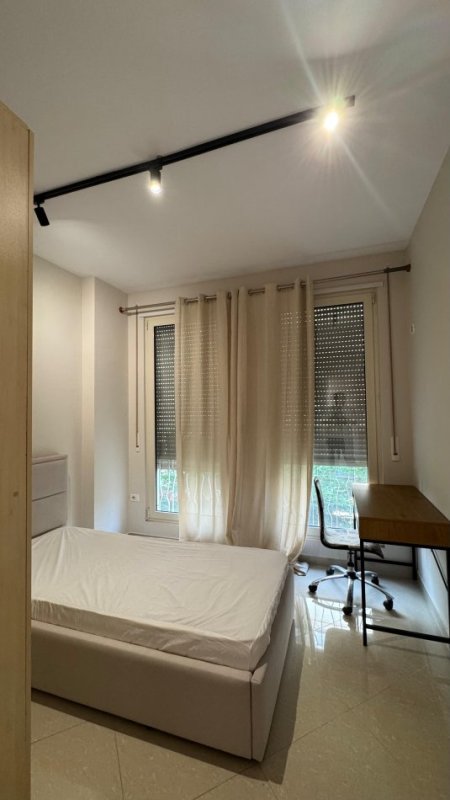 Tirane, jepet me qera apartament 2+1 Kati 2, 90 m² 650 € (Liqeni i Thate , Rruga Peti)