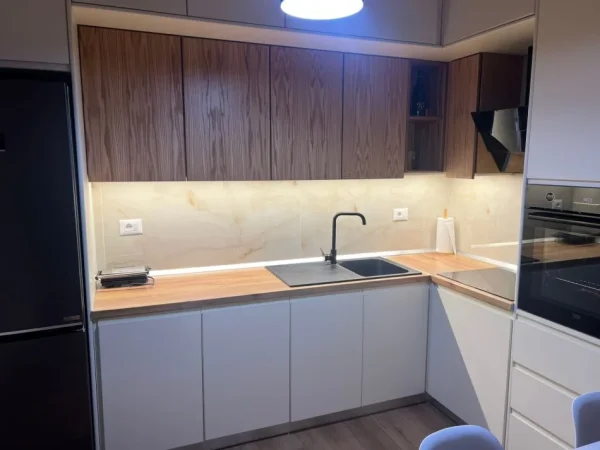 Tirane, jepet me qera apartament 1+1 Kati 6, 50 m² 400 € (JEPET ME QERA SUPER APARTAMENT 1+1+BALLKON TEK REZIDENCA KAIMI NE ALI DEM)