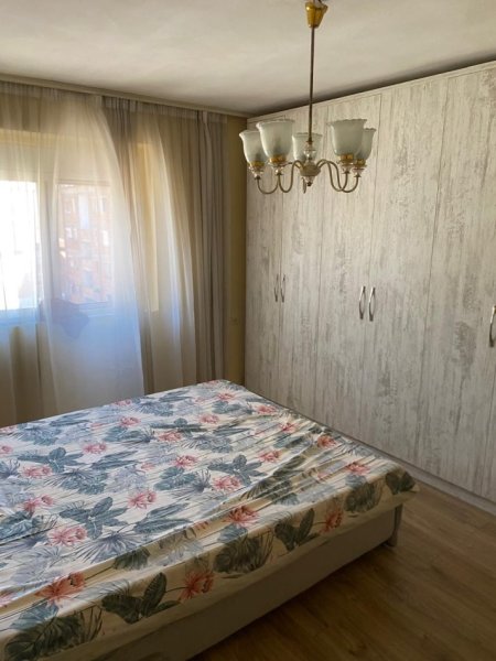 Tirane, jepet me qera apartament 2+1 Kati 5, 80 m² 430 € ( JEPET ME QERA APARTAMENT 2+1 TE STACIONI I TRENIT, PERBALL HARRY FULTZ!)