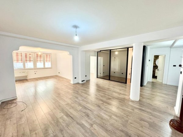 Tirane, jepet me qera zyre Kati 2, 142 m² 1.100 € (Blloku)