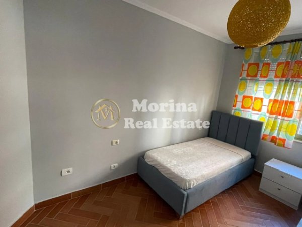 Tirane, jepet me qera apartament 2+1 Kati 3, 100 m² 700 € (Komuna Parisit)