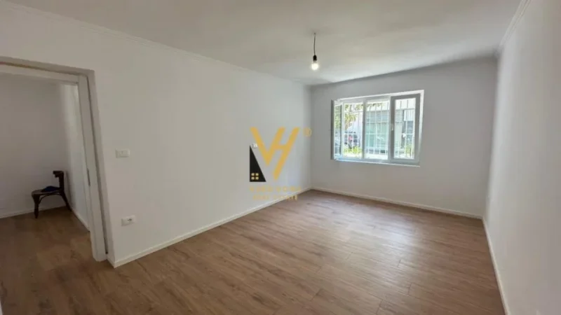 Tirane, shitet apartament 2+1+Ballkon Kati 1, 62 m² 118.000 € (XHAMLLIKU)