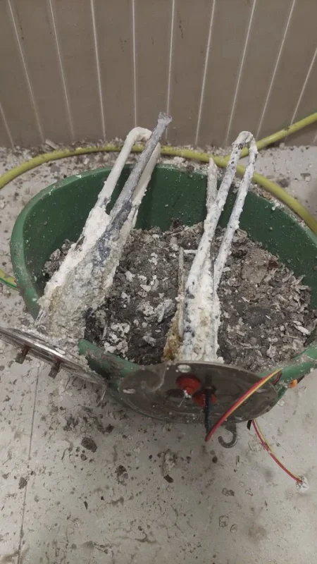 Tirane, njoftim Bolier Riparime Bolieri