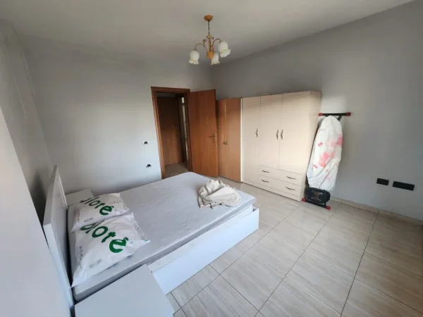 Tirane, jepet me qera apartament 1+1 Kati 3, 77 m² 350 € (Astir)