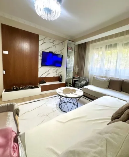 Tirane, shitet apartament 2+1 Kati 7, 139.000 € (Perball harry fultz)