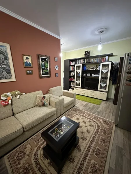 Tirane, shitet apartament 1+1 Kati 2, 64 m² 97.000 € (FRESK)