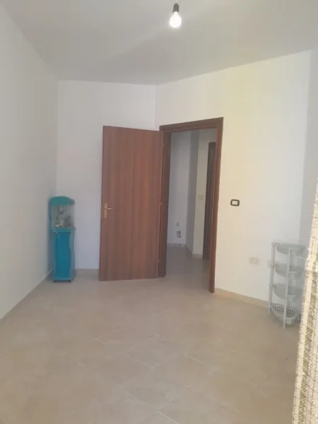 Tirane, jepet me qera apartament 2+1 Kati 5, 100 m² 400 € (Don bosko)