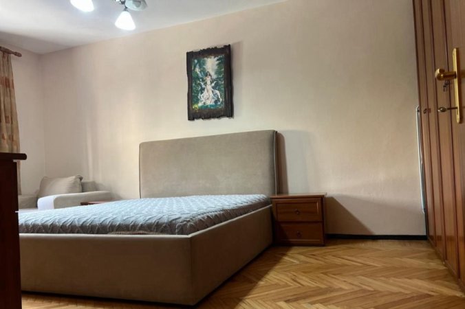 Tirane, jepet me qera apartament Kati 3, 80 m² 700 € (myslym shyri)