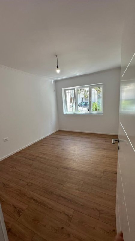 Tirane, jepet me qera apartament 2+1 Kati 1, 62 m² 118.000 € (Varri Bamit ,Porcelan)