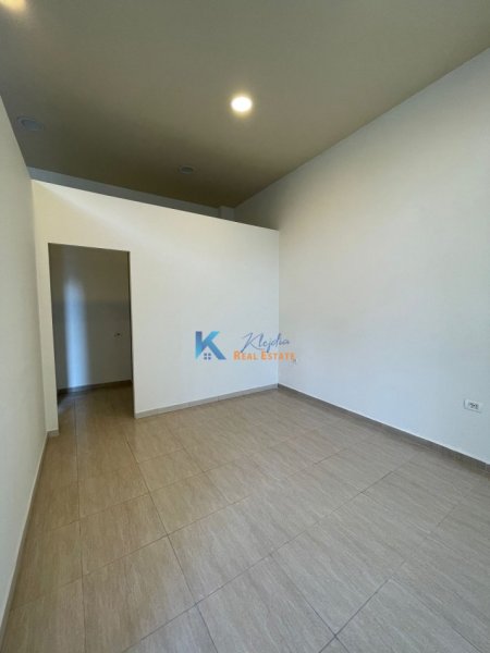 Tirane, jap me qera dyqan Kati 0, 44 m² 550 € (Bulevardi Gjergj Fishta, afer Ish Ekspozites)