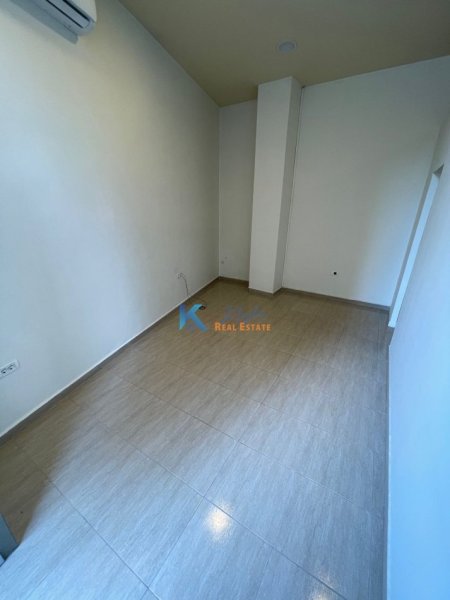 Tirane, jap me qera dyqan Kati 0, 44 m² 550 € (Bulevardi Gjergj Fishta, afer Ish Ekspozites)