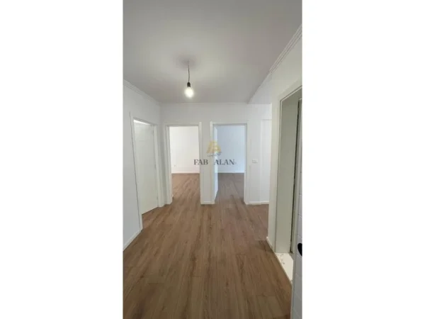 Tirane, shitet apartament 2+1 Kati 1, 62 m² 118.000 € (Varri i Bamit)