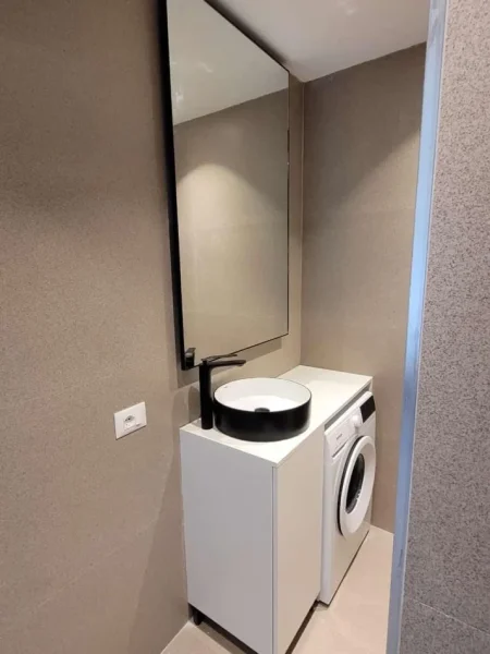 Tirane, jepet me qera apartament 1+1 Kati 7, 55 m² 450 € (Rruga Teodor Keko)