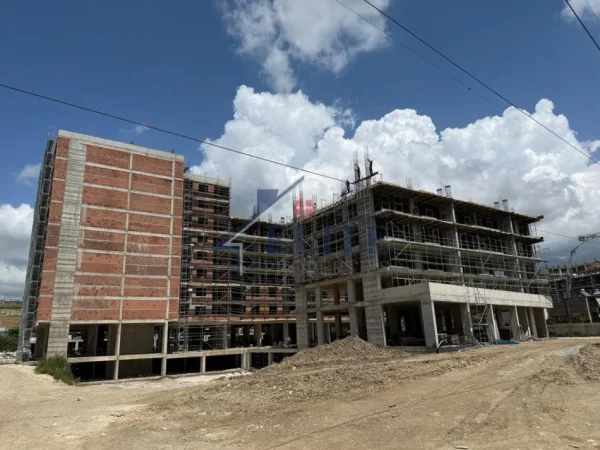 Tirane, shitet apartament 2+1+Ballkon Kati 5, 93 m² 102.267 € (Paskuqan)