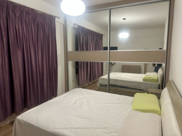 Tirane, jepet me qera apartament 2+1 Kati 1, 102 m² 600 € (Liqeni i Thatë)