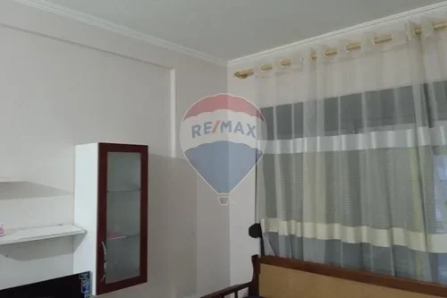 Tirane, jepet me qera apartament 1+1 , 65 m² 300 € (Astir)