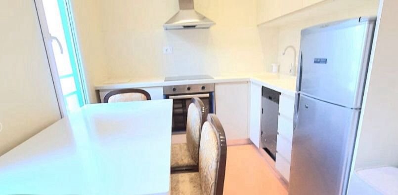Tirane, jepet me qera Vile 2+1 Kati 3, 120 m² 650 € (myslym shyri)