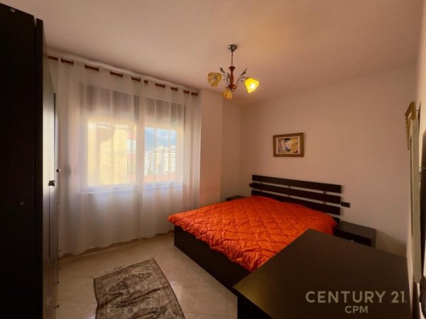 Tirane, jepet me qera apartament Kati 12, 80 m² 550 € (9 kateshet)