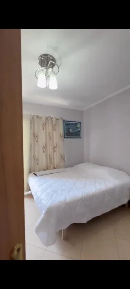 Tirane, jepet me qera apartament 2+1 Kati 2, 106 m² 450 € (Fresk)