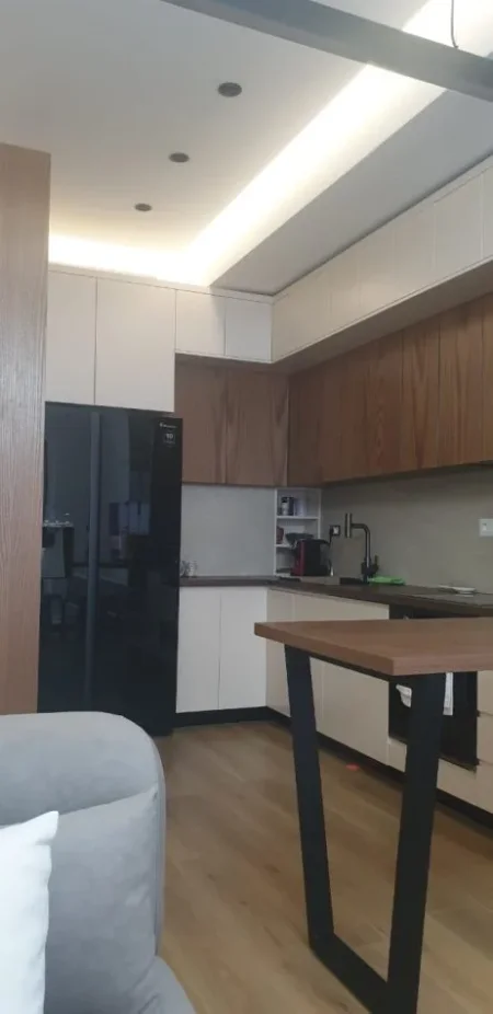 Tirane, shitet apartament 2+1+Ballkon Kati 5, 87 m² 160.000 € (Te Kaimi)