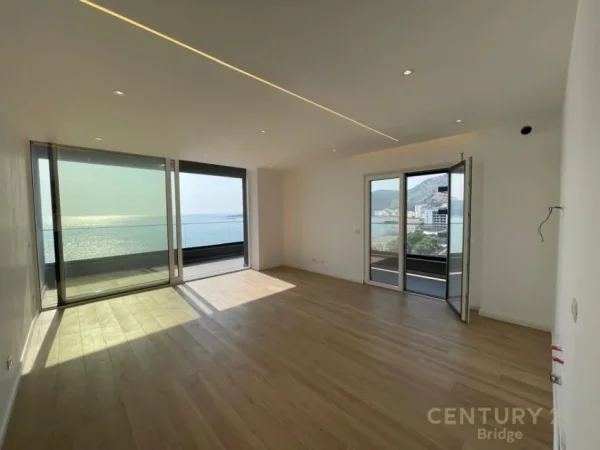 Shengjin, shitet apartament 2+1+Aneks+Ballkon Kati 8, 350.000 € 