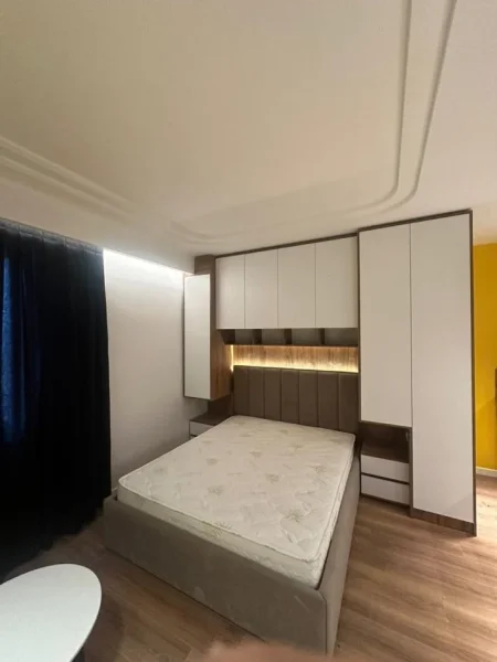 Tirane, jepet me qera apartament 1+1+Ballkon Kati 6, 40 m² (Rruga Jordan Misja)